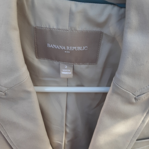 Banana Republic Blazer, beige size 2 - Picture 2 of 2